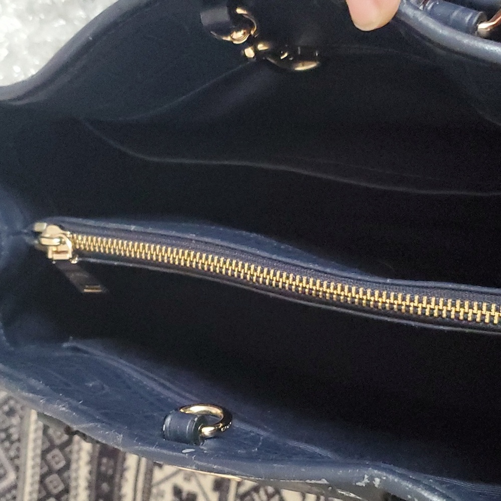 Coach purse - Picture 12 of 16